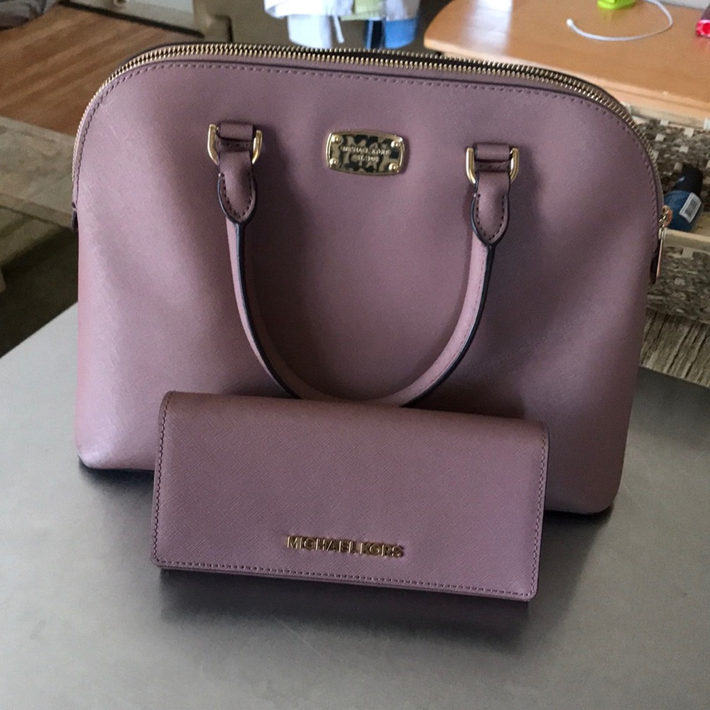 Michael Kors Dusty Rose bag and wallet